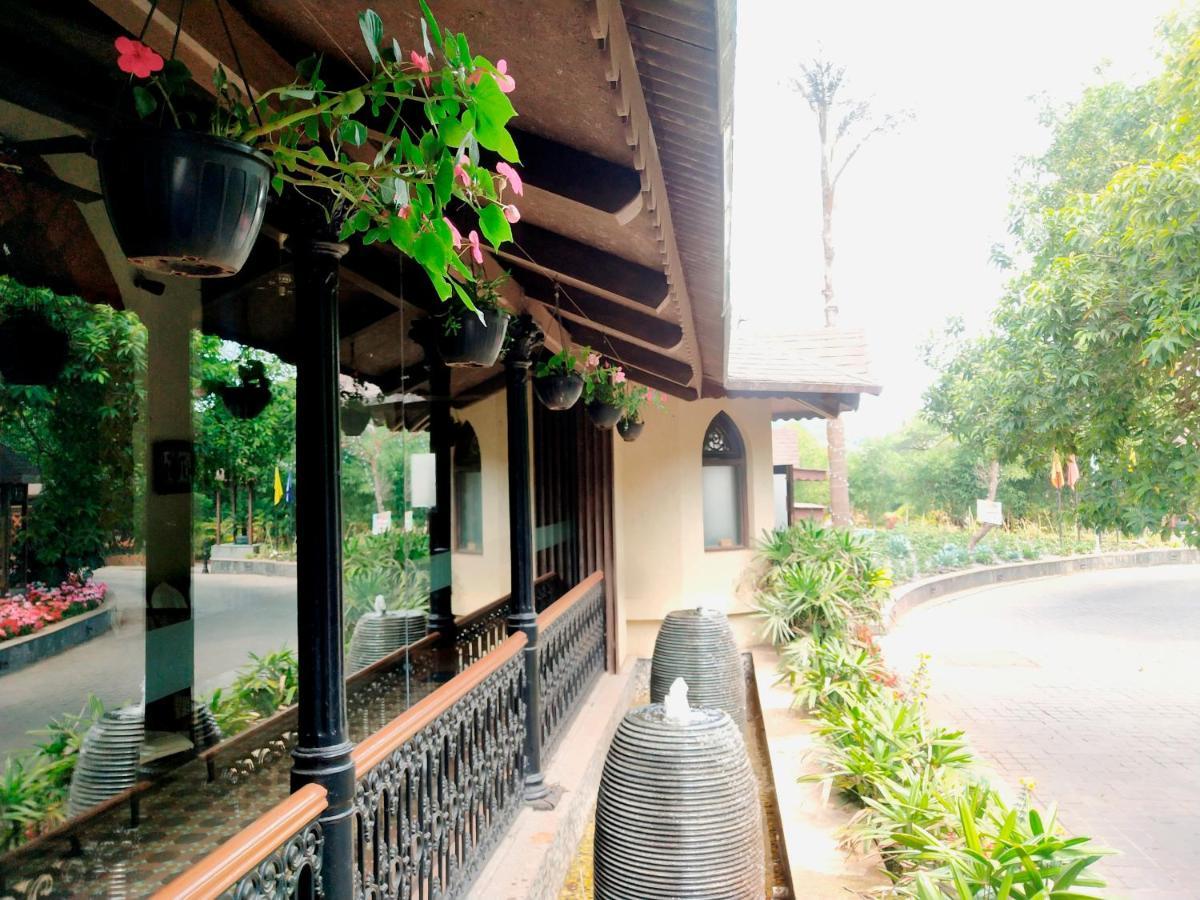 Regenta Mpg Club Mahabaleshwar Hotel Exterior photo