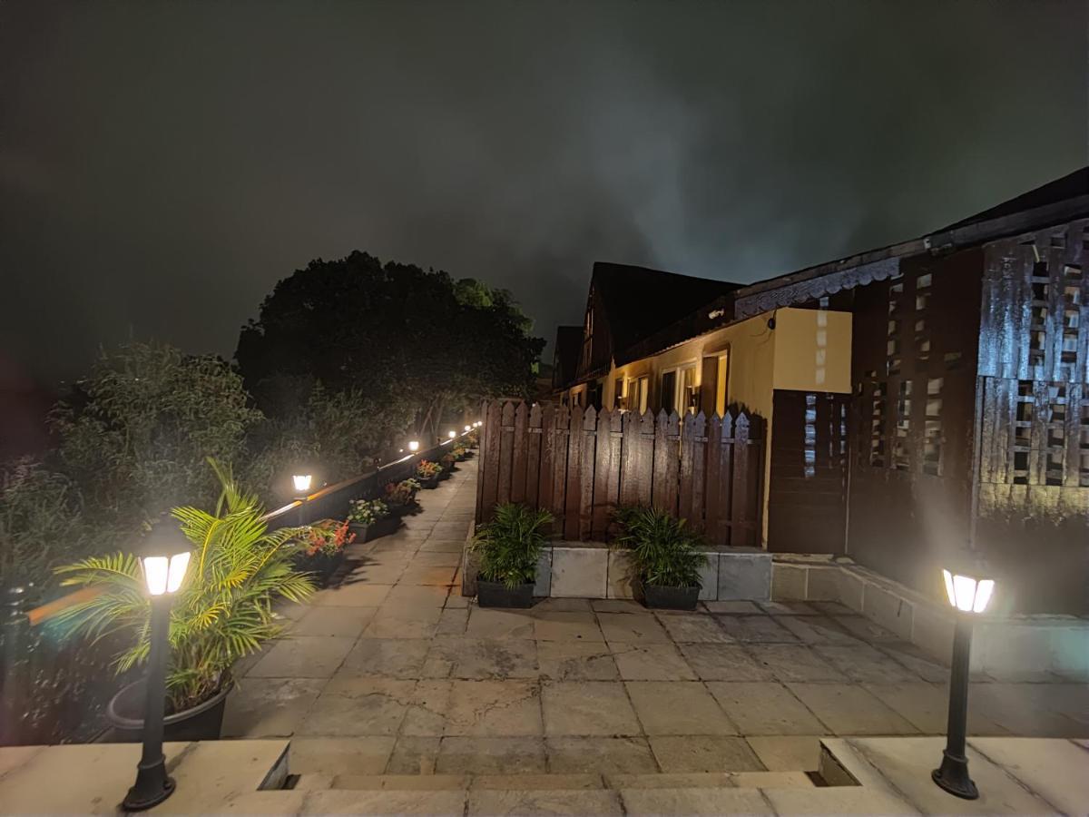 Regenta Mpg Club Mahabaleshwar Hotel Exterior photo